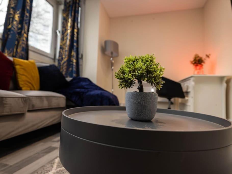 1 Bedroom-Sofabed-Worktable-4-Wifi-Parking Londres Exterior foto