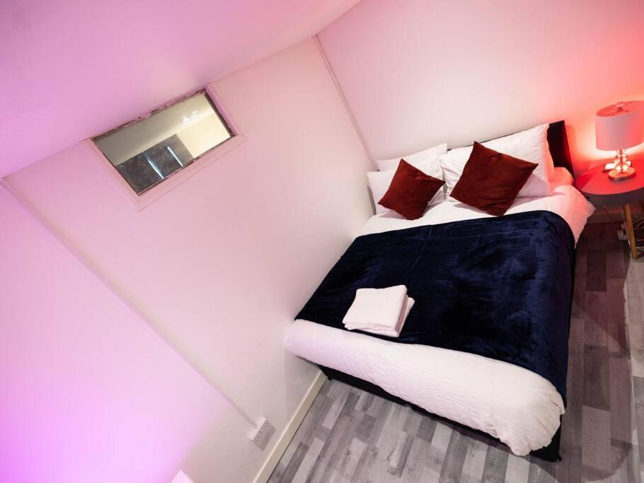 1 Bedroom-Sofabed-Worktable-4-Wifi-Parking Londres Exterior foto